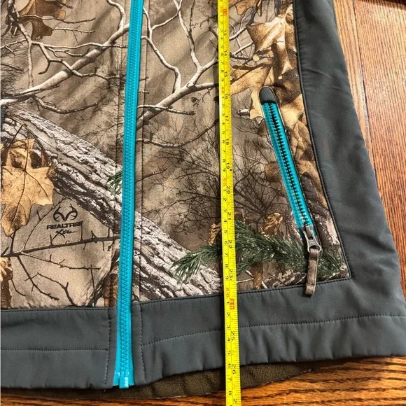 Gator Wader Camouflage Huntress Jacket with Teal Accents Med